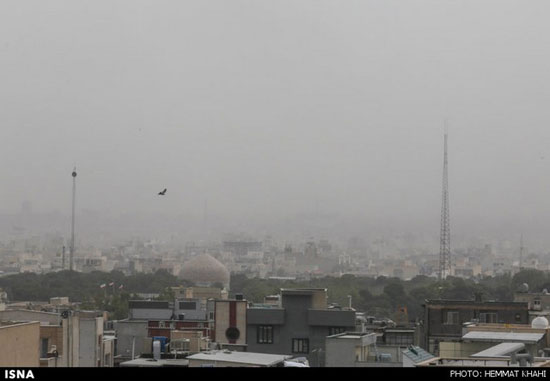 عکس: گرد و خاک در آسمان تهران