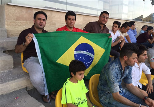 اهتزاز پرچم برزیل در خرمشهر +عکس