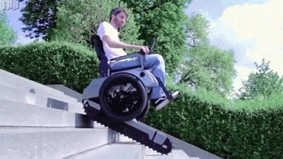 دانشجویان سوییسی ویلچری را طراحی کرده‌اند که به راحتی از پله‌ها بالا و پایین می‌رود