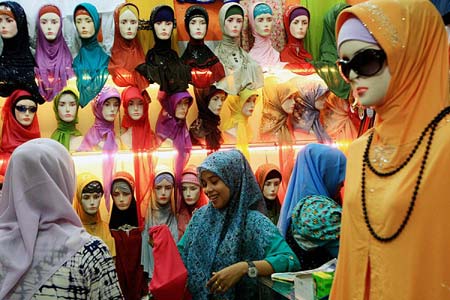 فروشگاه پوشاک اسلامی در آچه، اندونزی