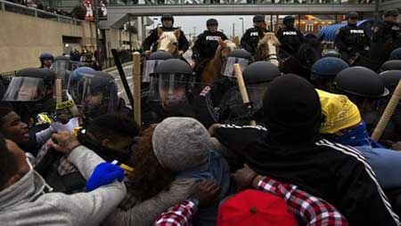 اخبار,اخبار بین الملل ,  درگیری معترضین و پلیس در آمریکا