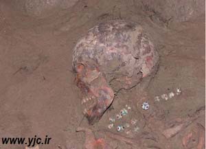 کشف گردنبند , گردنبند 2400 ساله