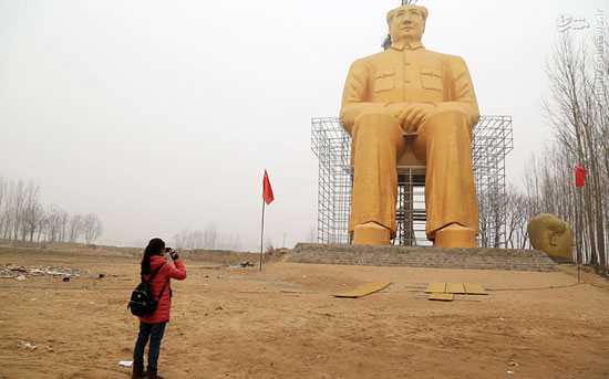عکس/ ساخت مجسمه عظیم‌الجثه مائو در چین