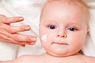 پوست نوزاد,خشکی پوست نوزاد,درمان خشکی پوست نوزاد