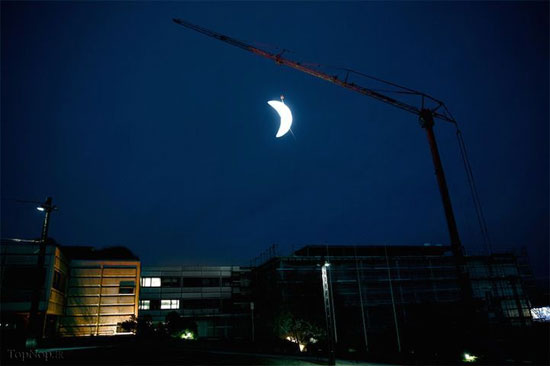 ماه مصنوعی در آسمان سوئیس +عکس