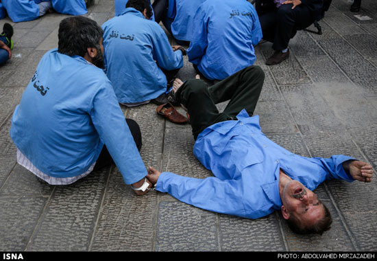 پاتک شبانه پلیس تهران به لانه معتادان+عکس