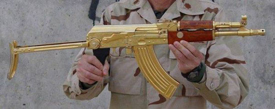 اسلحه های جنگی و گرانقیمت صدام حسین - تصاویر