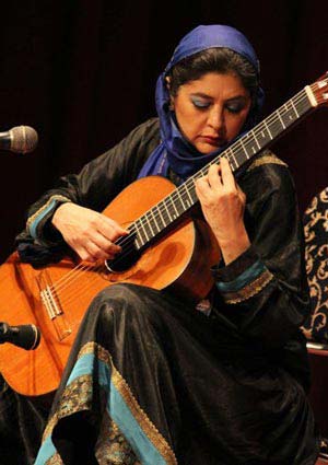 لیلی افشار,اولین نوازنده زن گیتار کلاسیک در جهان,بیوگرافی لیلی افشار