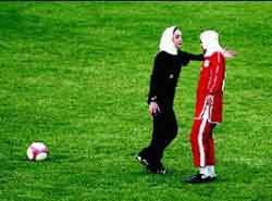 احتمال حضور دو داور زن ایرانی در لیست فیفا