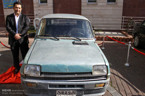 عکس: اهدای خودروی استاد شهریار به موزه