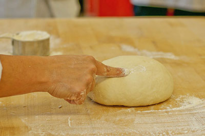 نکته هایی برای درست کردن خمیر, تکنیک های پخت نان