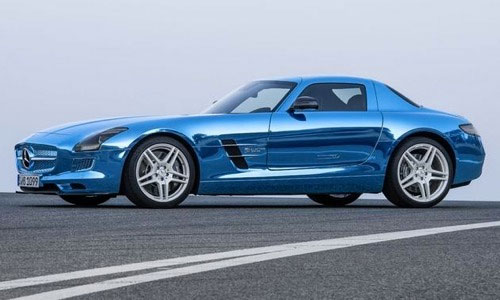 شاهکار جدید مرسدس بنز وارد بازار می شود: با SLS AMG آشنا شوید