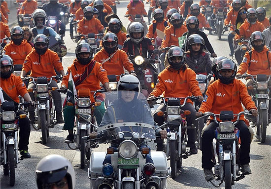 تصاویر/ موتورسواری زنان در پاکستان