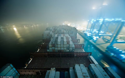 تصاویر بزرگترین کشتی کانتینری جهان , سفر با بزرگترین کشتی کانتینری جهان