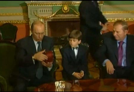 اخبار ,اخبار بین الملل هدیه پوتین به نوجوان اوکراینی