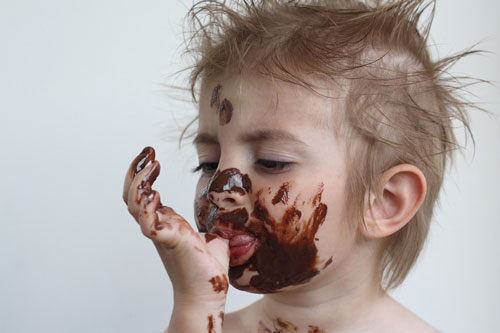 آیا شکلات باعث بلوغ زودرس کودکان می شود؟