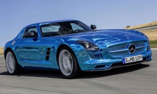 شاهکار جدید مرسدس بنز وارد بازار می شود: با SLS AMG آشنا شوید