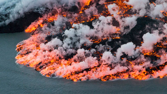 تصاویری از گسترش دامنه فعالیت آتشفشان بارداپونگا ایسلند