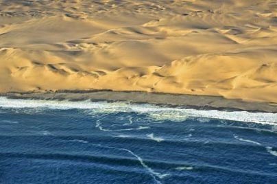 كویری پر از آب,صحرای نامیب