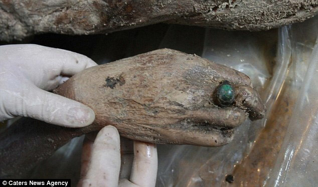جسد زنی متعلق به 700 سال و مربوط به قوم مینگ
