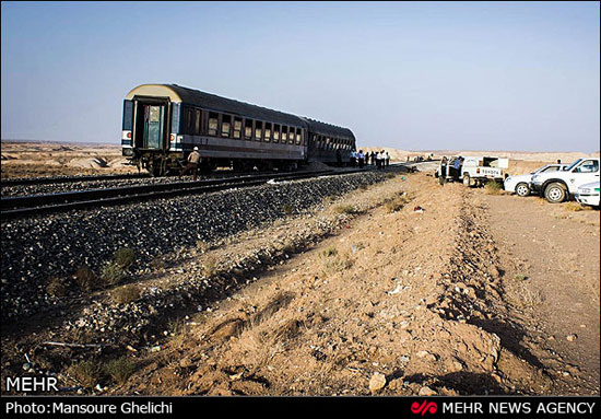 خروج 3 واگن قطار مشهد – تهران از خط