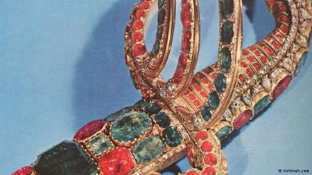 جواهرات بی‌همتای ایران؛ از تاج پهلوی تا الماس دریای نور