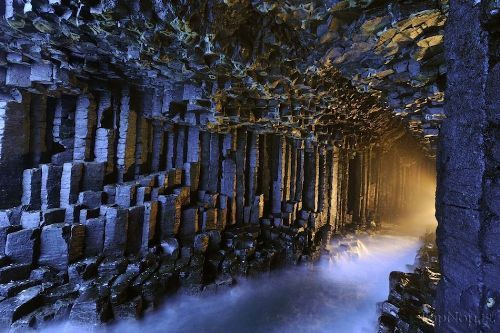 غار فینگالز، یکی از زیبا ترین غار های دنیا +عکس