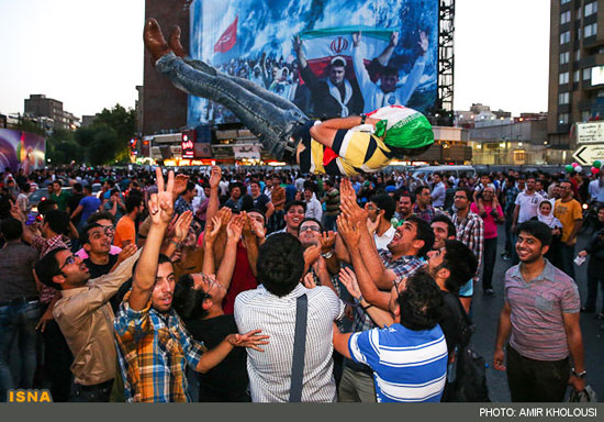 عکس: پایکوبی با طعم جام جهانی در شهر (3)