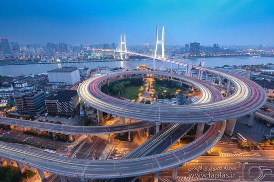 پل زیبای نانپو در شانگهای