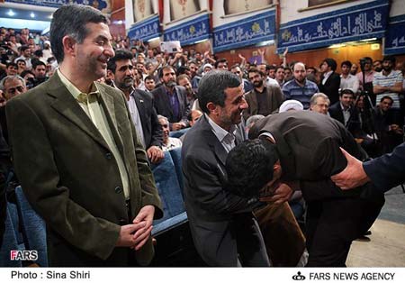 برنده مسابقه تملق‌گویی احمدی‌نژاد,هاله نوراحمدی نژاد,مسابقه تملق‌گویی احمدی‌نژاد