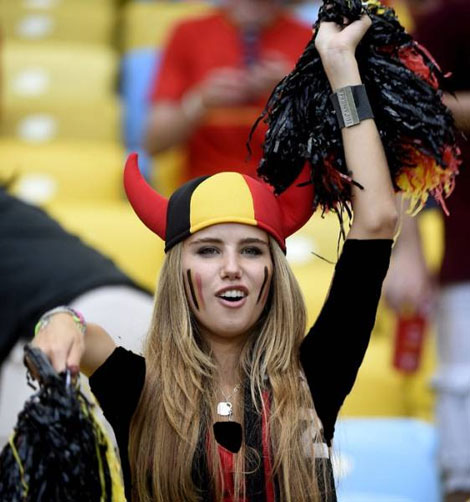اخبار,اخبارورزشی,شهرت دختر بلژیکی هوادار فوتبال