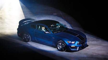 رونمایی از جدیدترین مدل موستانگ با نام GT350R در نمایشگاه خودروی دیترویت + فیلم