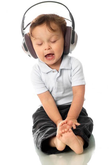 بچه ها باید چه موزیکی گوش دهند؟