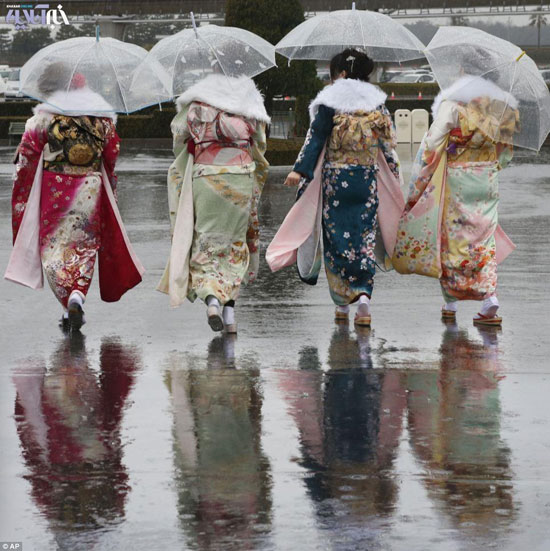 جشن 20 سالگی دختر های ژاپنی +عکس
