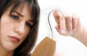 مهم‌ترین علت ریزش موی خانم‌ها