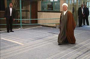 ماجرای حسینیه جماران,شعار رفع حصر موسوی و کروبی
