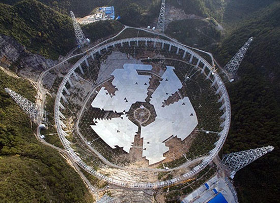 شروع آزمایش بزرگترین رادیو تلسکوپ جهان در چین/تصاویر پروژه ۱۸۷ میلیون دلاری
