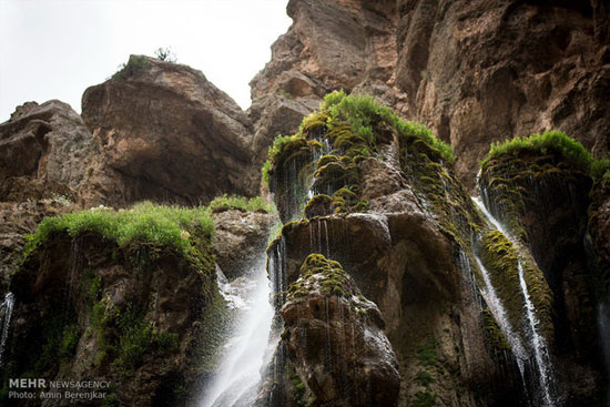 پاکسازی طبیعت آبشار مارگون