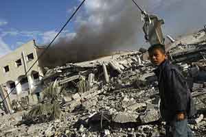 اسراییل از محاصره غزه می‌کاهد