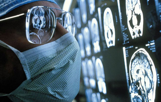 دانشمندان به دنبال شکست دادن مغز انسان