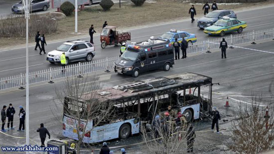 عکس: 14 نفر در حریق اتوبوس چینی، سوختند