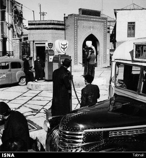 عکس / 60 سال پیش، پمپ‌ بنزینی در تهران