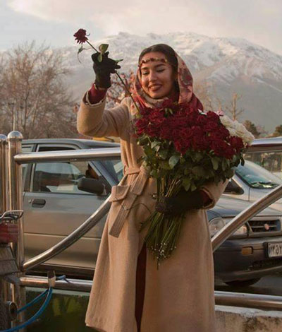 داستان دختر گلفروش در میدان تجریش