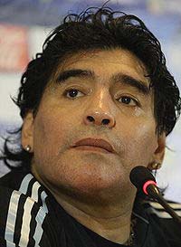 دیگو مارادونا,فدراسیون فوتبال آرژانتین,انتقاد مارادونااز فدراسیون فوتبال آرژانتین