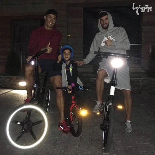 عکس: دوچرخه سواری رونالدو و پسرش