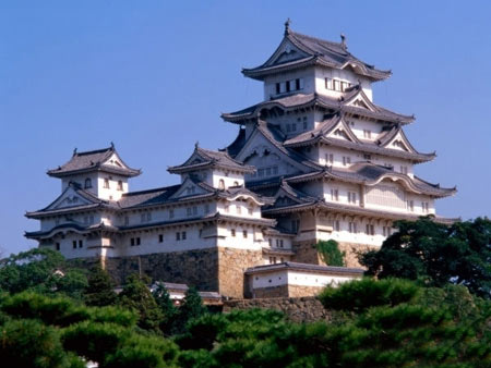 قلعه,معروف ترین قلعه های دنیا,زیباترین قصرهای جهان