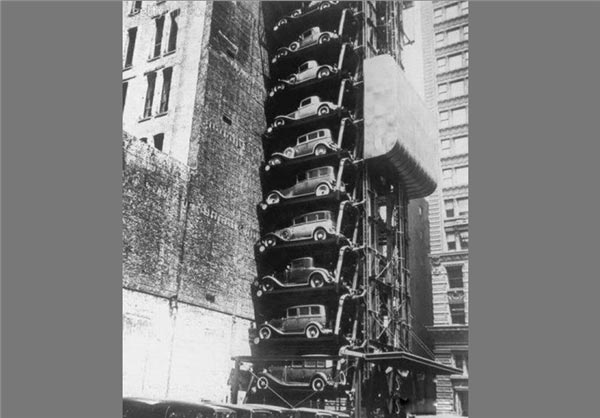 عکس روز: پارکینگ متفاوت در سال 1936
