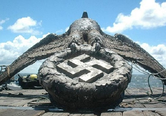 جنجال «عقاب» نازی‌ها در اروگوئه همچنان ادامه دارد+تصاویر