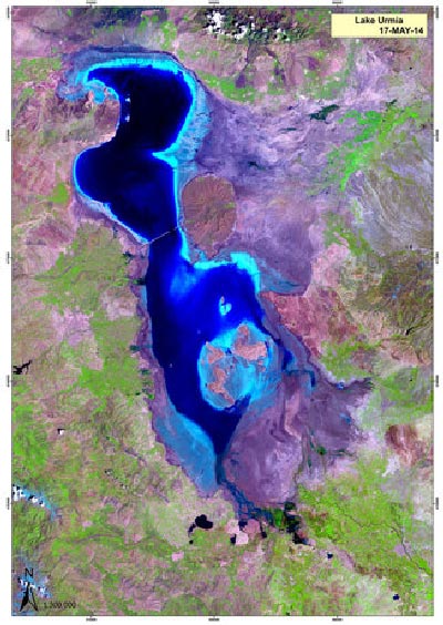 آب 50 درصد دریاچه ارومیه را فرا گرفت + عکس