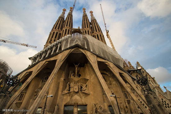 ساخت بلندترین بنای مذهبی اروپا در اسپانیا